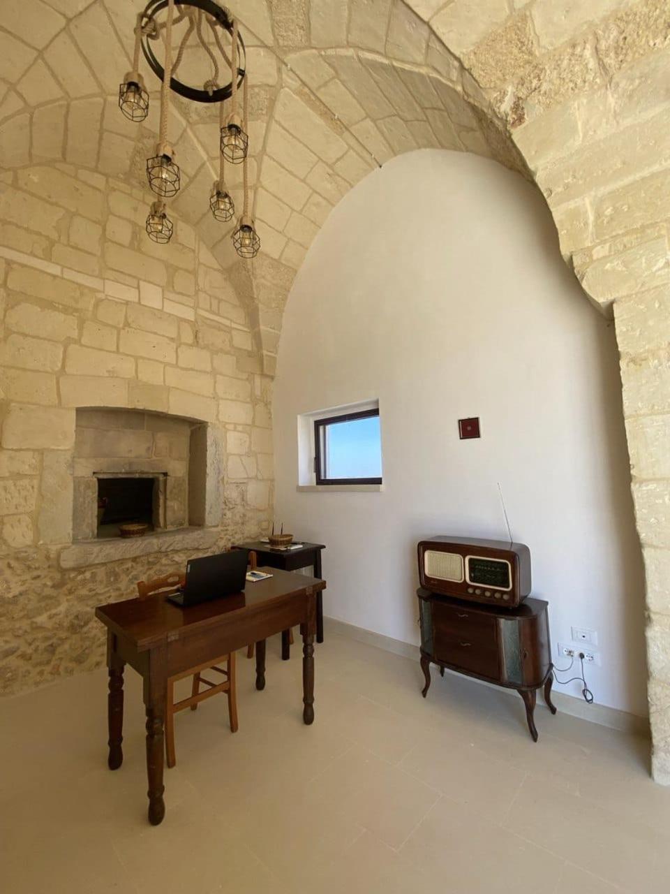 Agriturismo Masseria Sbotta Sant'Andrea (Apulia) Exterior foto