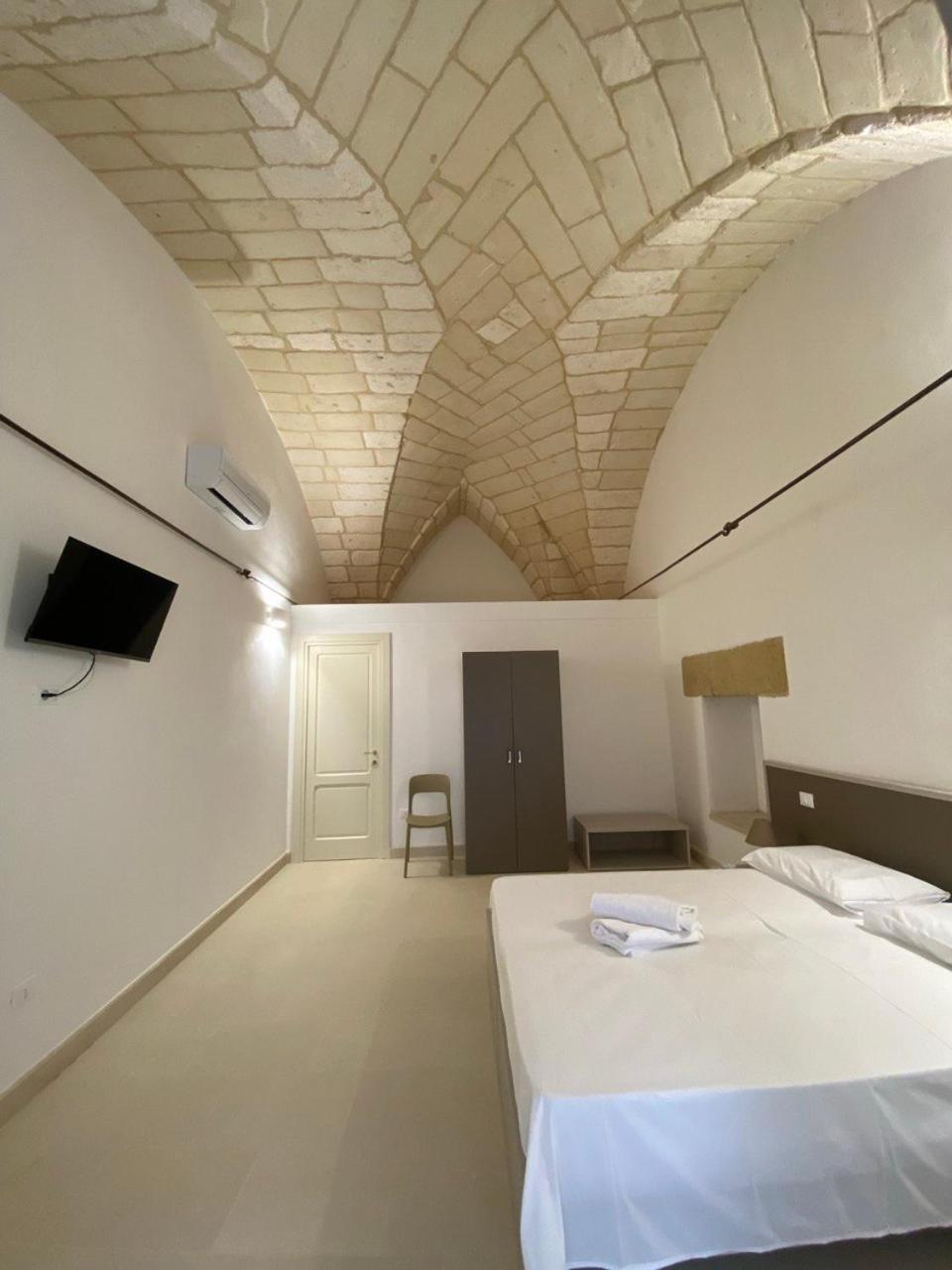 Agriturismo Masseria Sbotta Sant'Andrea (Apulia) Exterior foto
